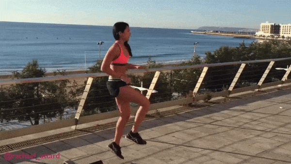 high knee runs hiit